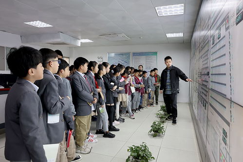 新華公學(xué)雙語部小學(xué)生走進(jìn)合肥清溪凈水廠