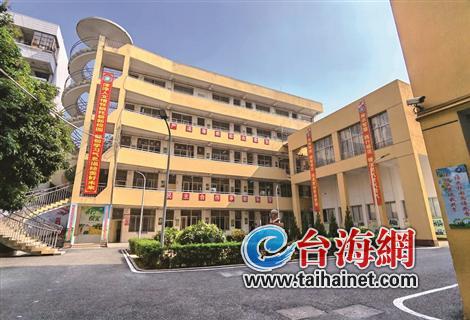 58年辦學(xué)培養(yǎng)一批批名師 優(yōu)秀校友