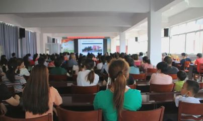 新縣啟福小學(xué)召開2021年秋新生家長會