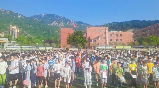 新縣啟福小學(xué)舉行2022春季散學(xué)典禮暨暑期安全教育大會(huì)